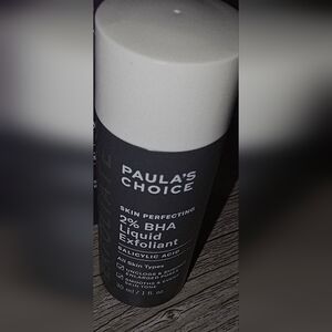 Paula's Choice Skin Perfecting Exfoliant in Black and White